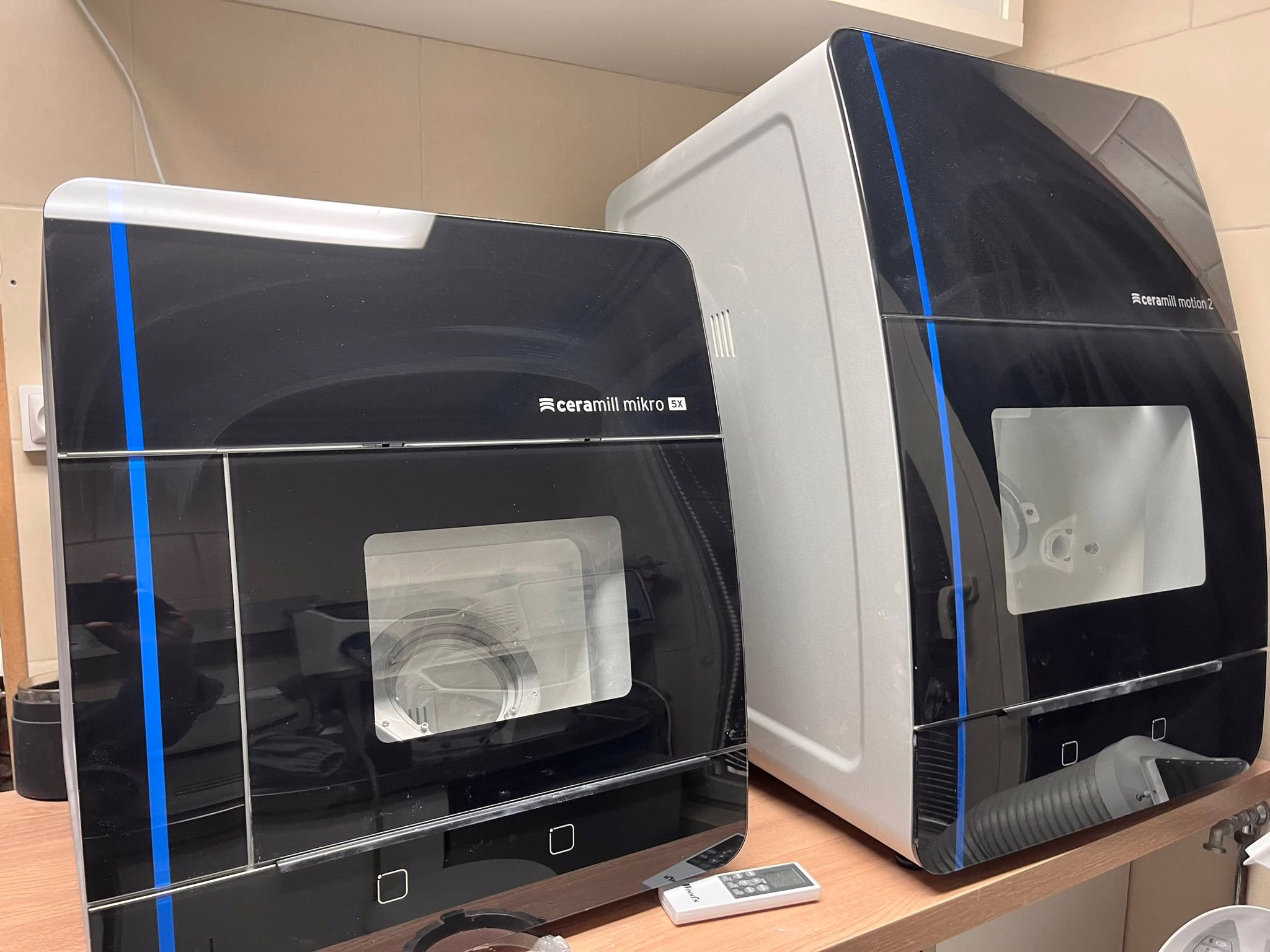 Fraiseuse Ceramill Mikro au laboratoire