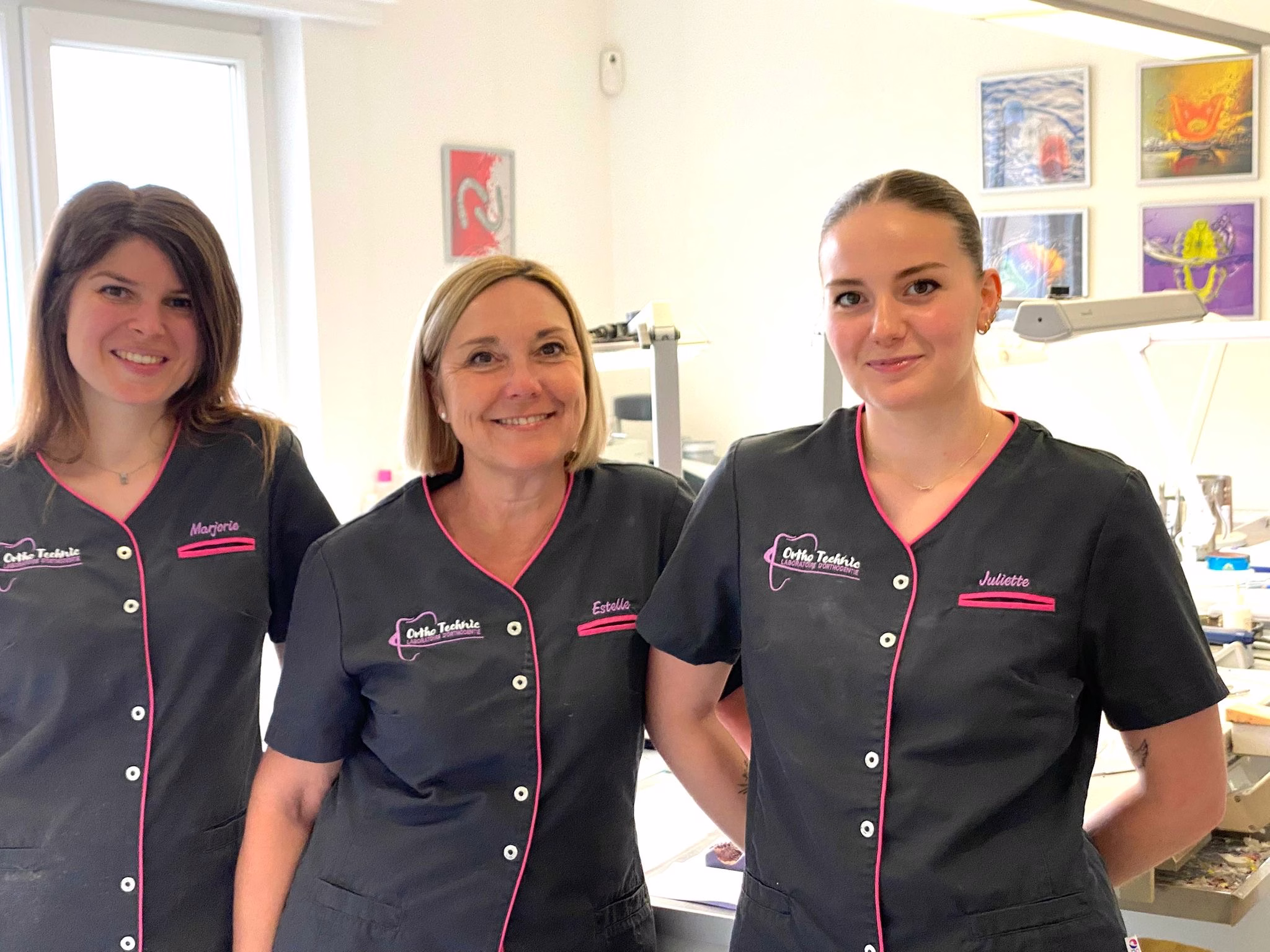 L'équipe du laboratoire Orthotechnic : quatre collaboratrices du laboratoire