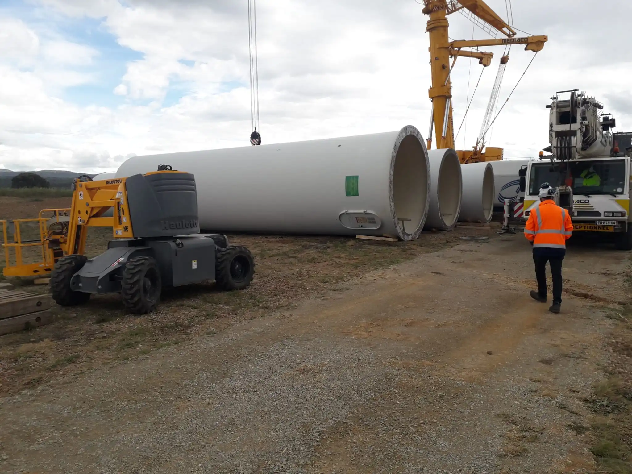 Découpe d'éolienne - Découpe au chalumeau